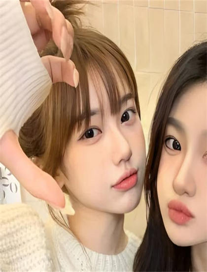 偷渡者 电影-美女把小内内脱了露出J视频